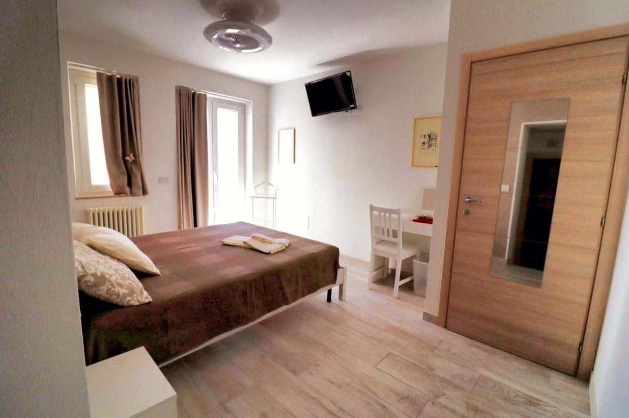 Sentieri Del Garda Bed & Breakfast Арко Екстериор снимка